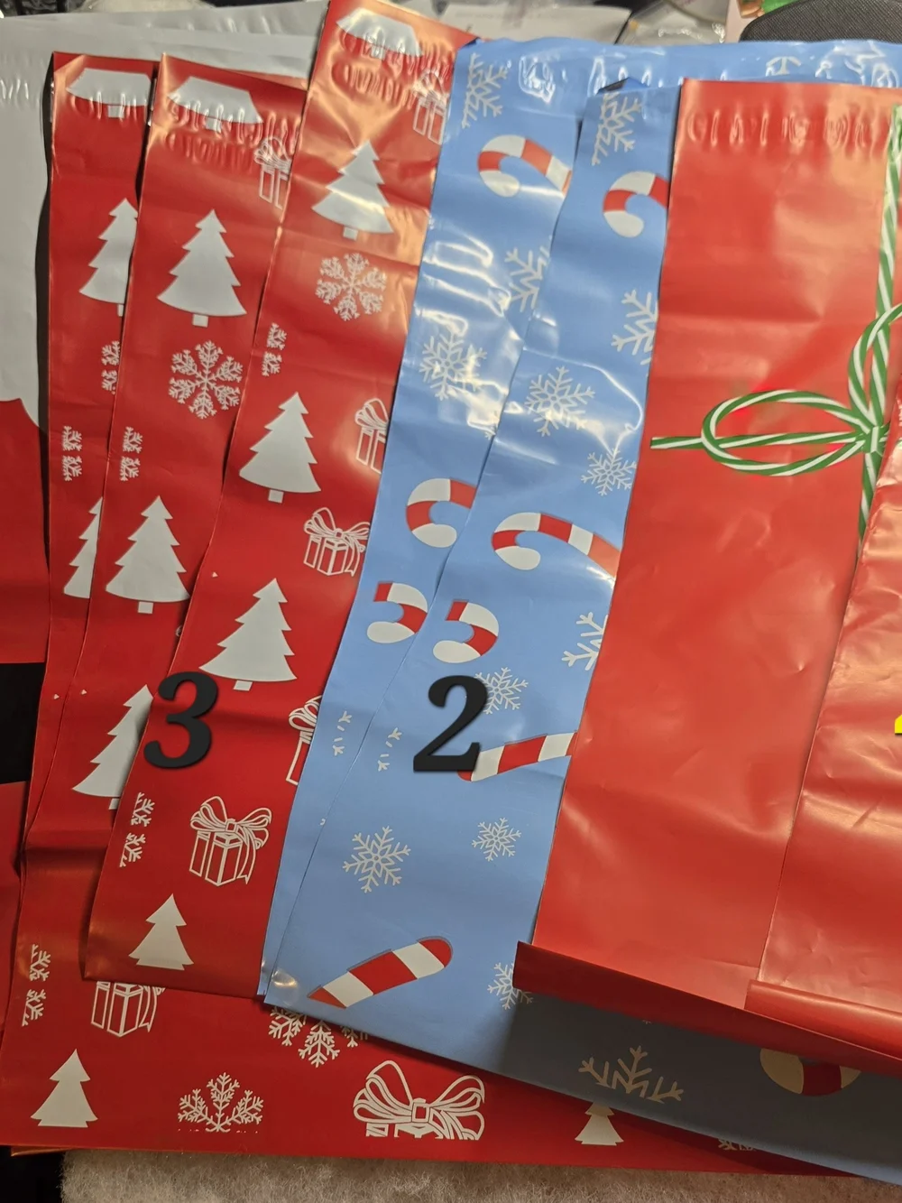 Holiday PolyMailers 10 Pack - Red & Light Blue Assorted Christmas Design 10 X 13